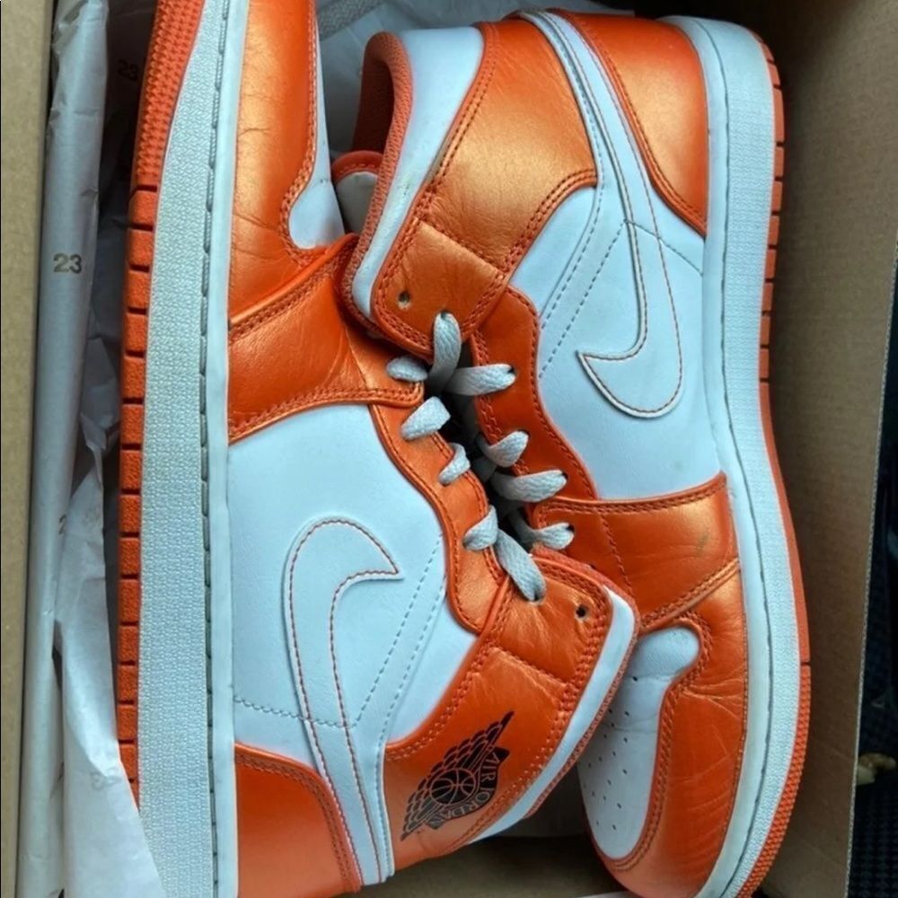 Jordan 1 shattered backboard Nike dunk orange